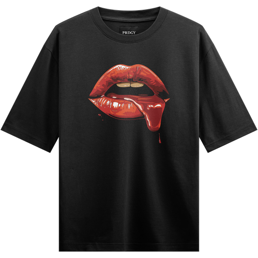 PRDGY Seductive Lip Oversized T-Shirt